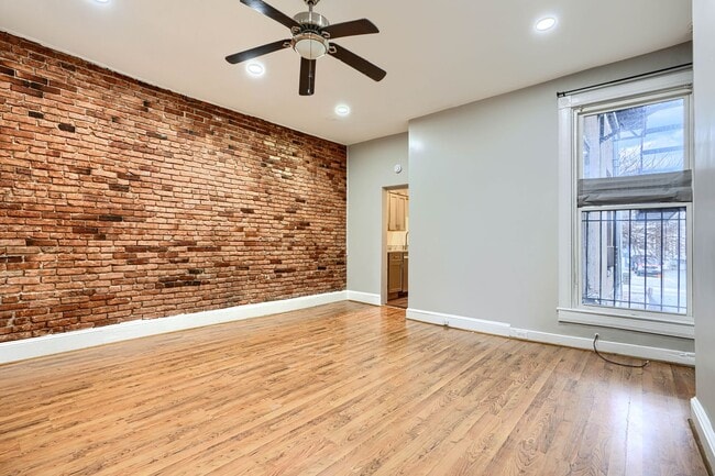 Building Photo - 2417 Maryland Ave