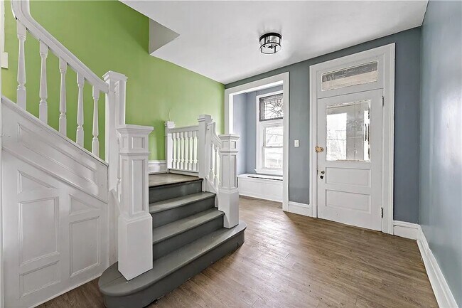 Building Photo - 317 Kearsarge St