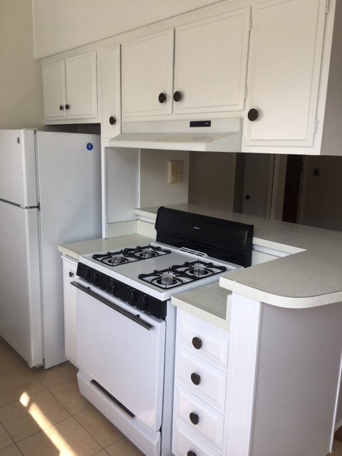 Building Photo - 303 Commonwealth Ave