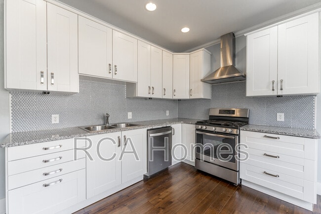 Building Photo - 1037 E Tabor St