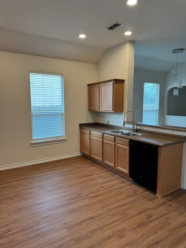 Building Photo - 3984 Ridge Trail