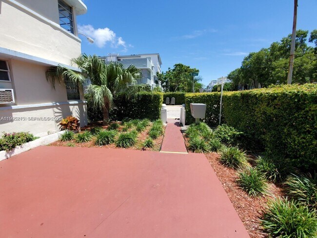 Building Photo - 850 Jefferson Ave