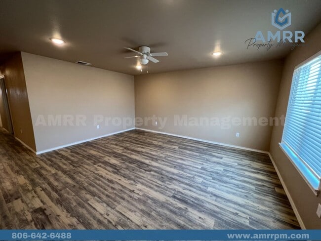 Building Photo - 2614 N Avenue P