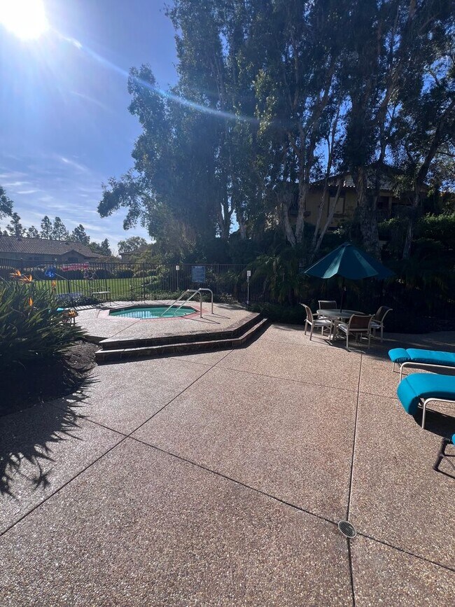 Building Photo - 3877 Pell Pl