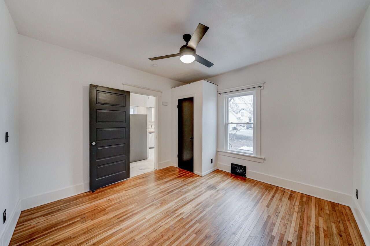 Building Photo - 818 S 31st St