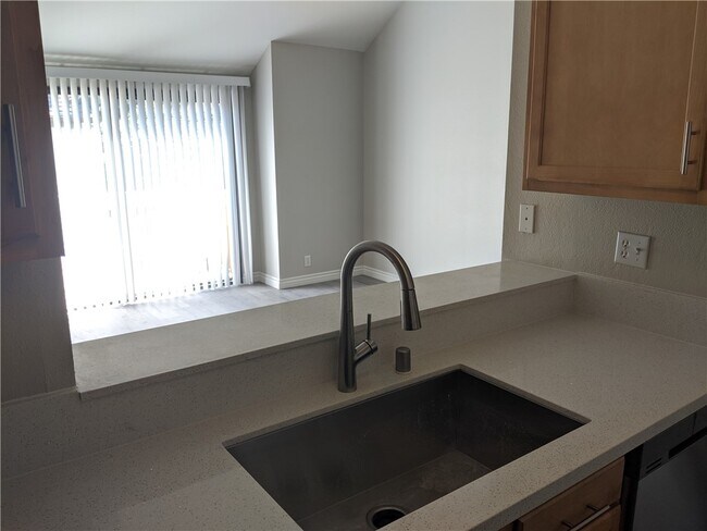 Building Photo - 441 Orange Blossom