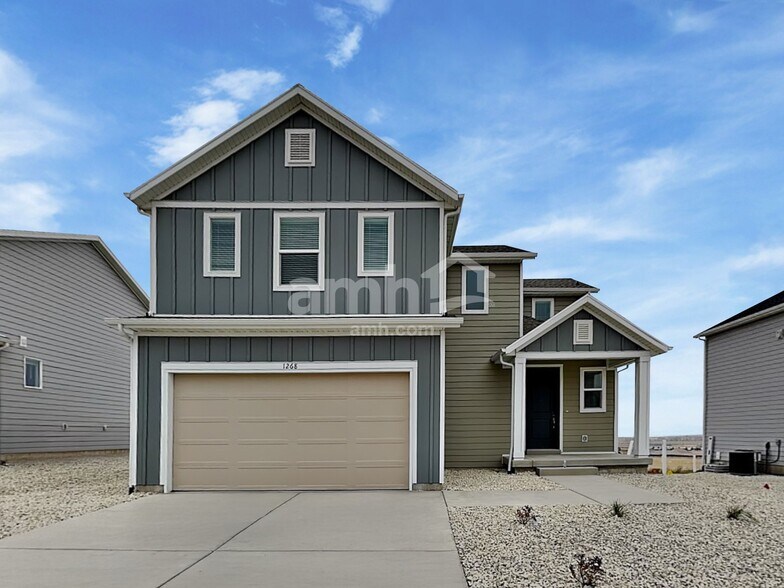 Primary Photo - 1268 W Mahogany St