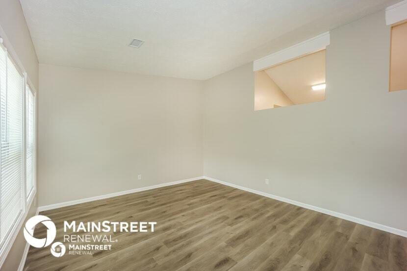 Building Photo - 7767 Park Ln