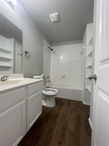 Building Photo - 1610 Sorghum Dr