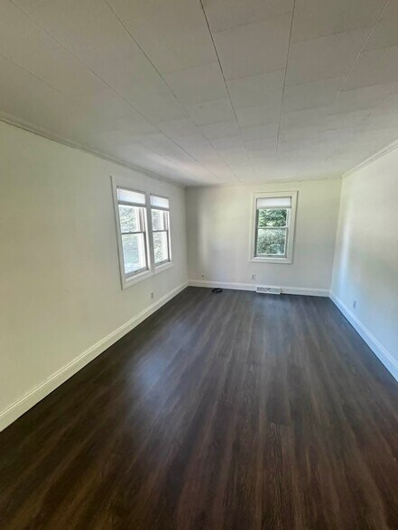 Building Photo - 113 Fenton St