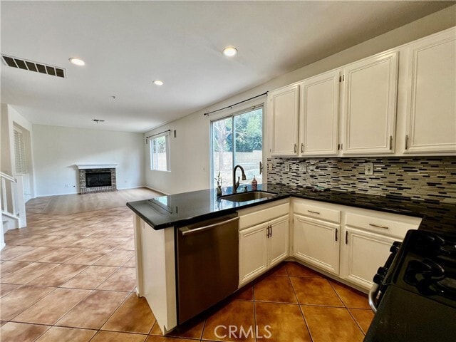 Building Photo - 16620 Colonial Dr