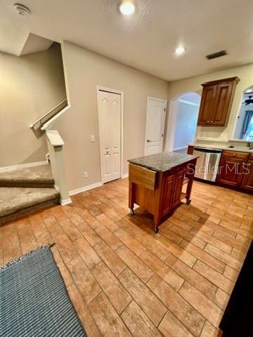 Building Photo - 16334 Rolling Brook Dr