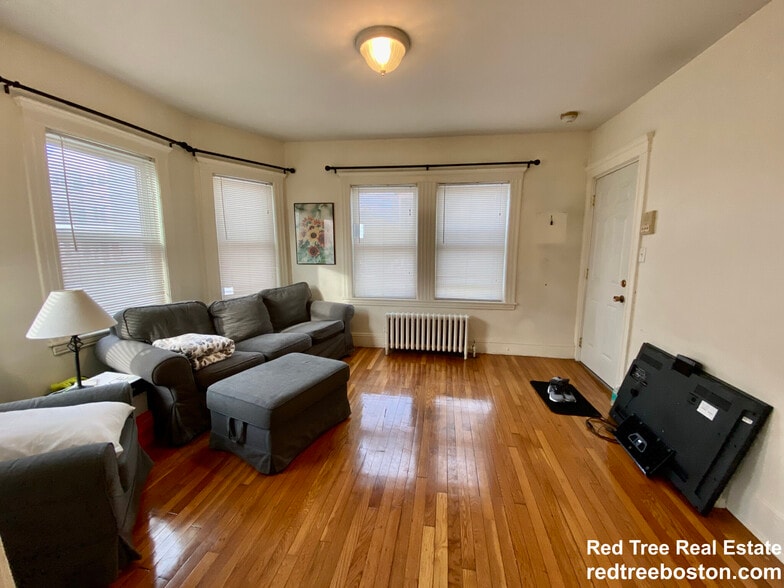 Building Photo - 55 Brookley Rd