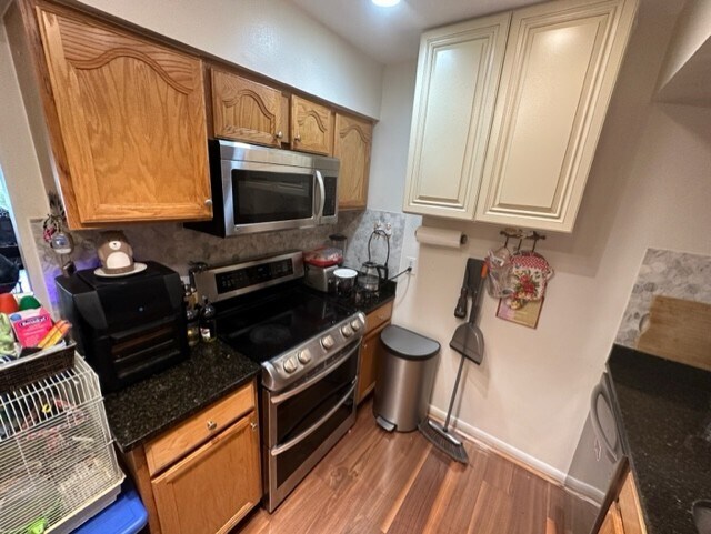 Building Photo - 3850 Persimmon Cir