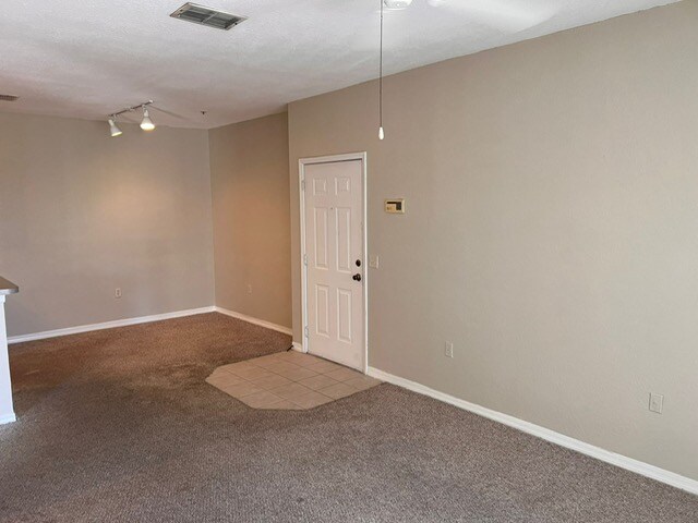 Building Photo - 1400 Lake Shadow Cir