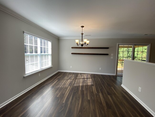 Building Photo - 617 Rockland Dr