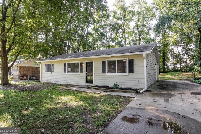 Building Photo - 41 Libby Ln