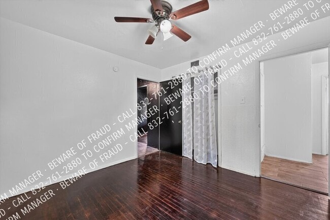 Building Photo - 1214 Adelaide Dr