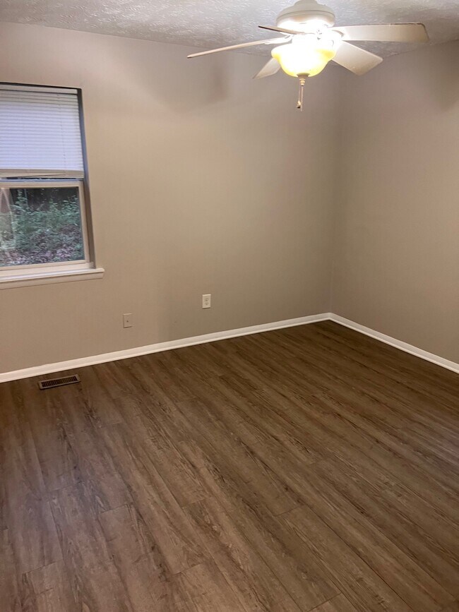 Bedroom 2 - 1133 White Oak Dr