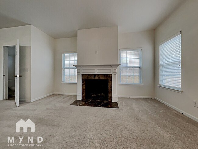 Building Photo - 2307 Crosscut Dr