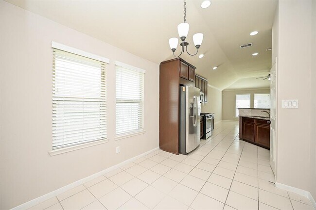 Building Photo - 18707 Majestic Vista Ln