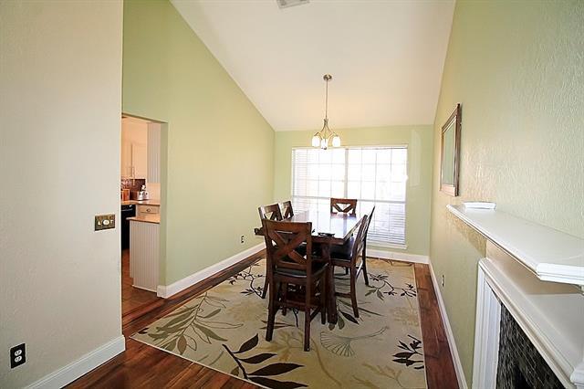 Building Photo - 314 Pool St