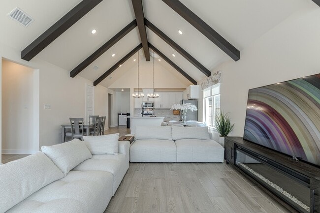 Building Photo - 102 Shining Succulent Dr