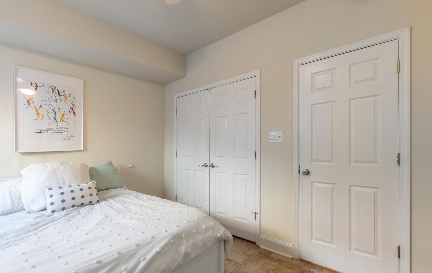 Room_3 - 1708 Fontain St