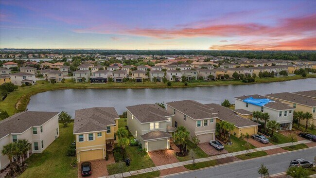 Building Photo - 1766 NW Cataluna Cir