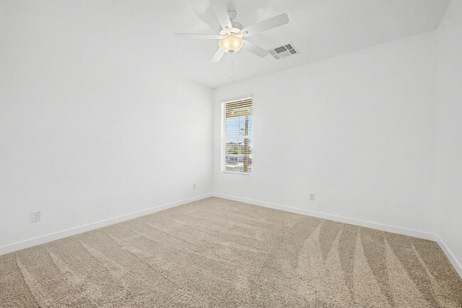 Building Photo - 8232 E University Dr