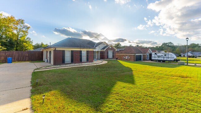 Building Photo - 5376 Broadfield Dr