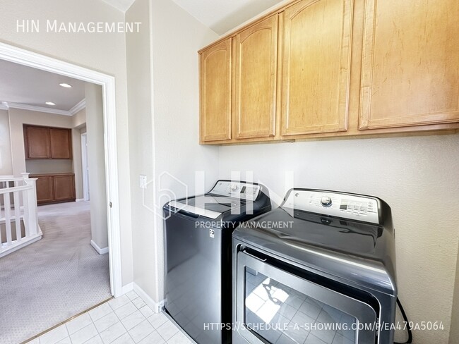 Building Photo - 28982 Jetty Way