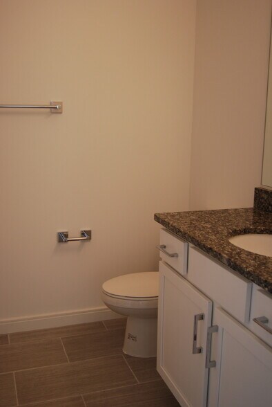 Building Photo - 1109 Porter St
