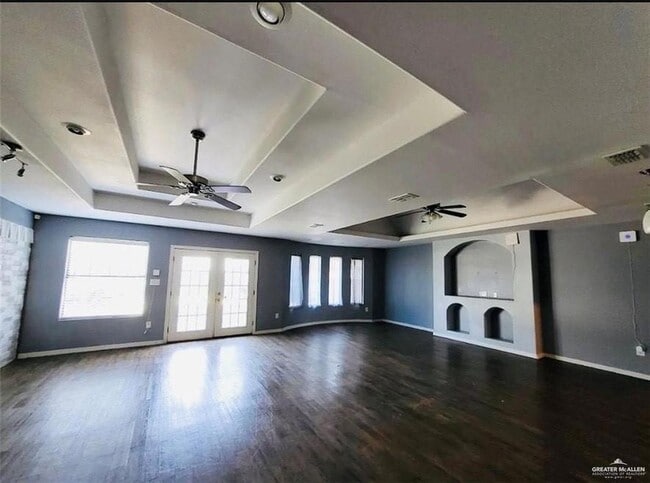 Building Photo - 8 Fudge Dr