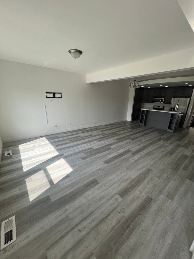 Building Photo - 7562 San Savino Way