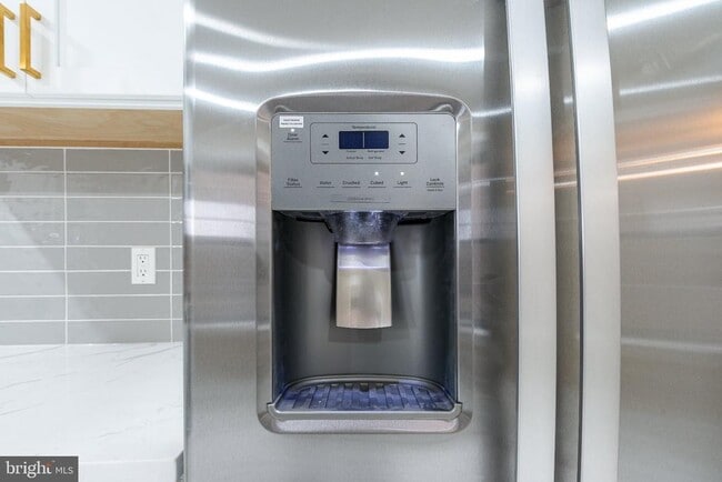 Building Photo - 6634 Musgrave St