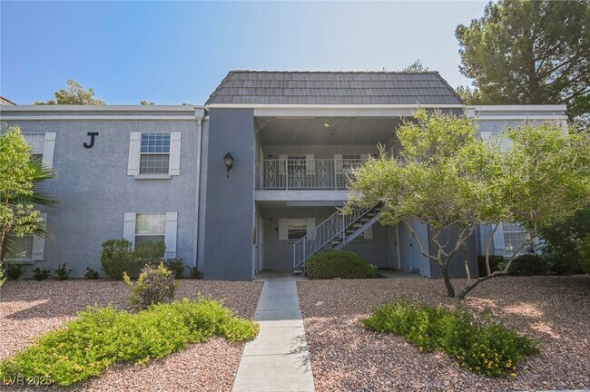 Building Photo - 3823 S Maryland Pkwy