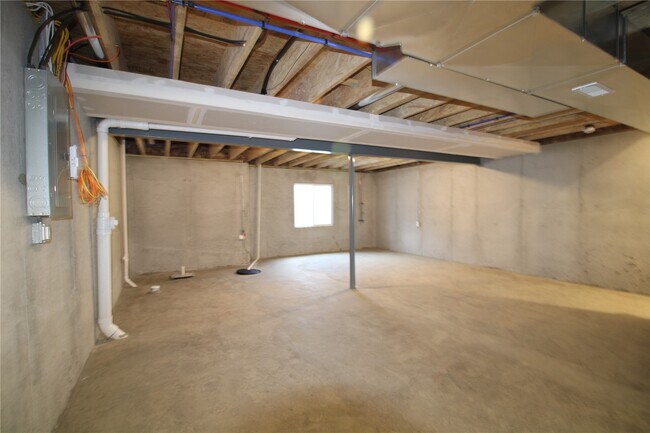 Building Photo - 37 Wingtip Ct