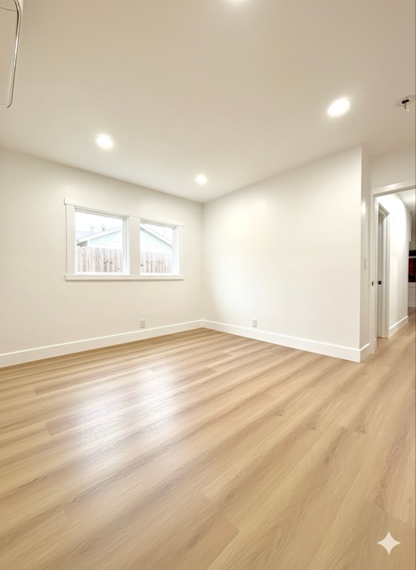 Building Photo - 852 Orange Ave