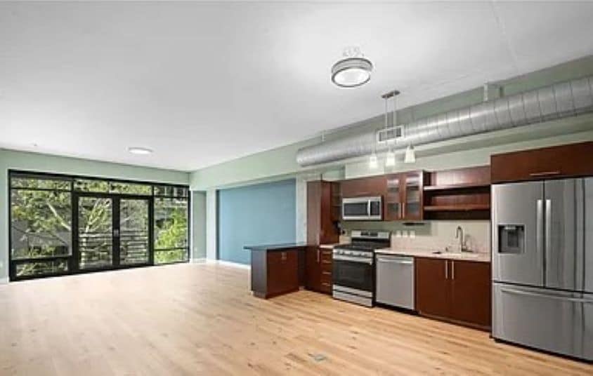 Open concept - Living room-Kitchen. NOTE: photo take before furnishing - 1111 S Grand Ave