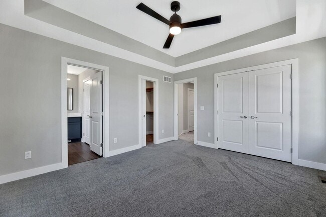 Building Photo - Victorian Charm Meets Modern Living in Mai...