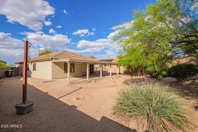 Building Photo - 1609 E Beautiful Ln