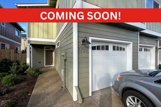 Building Photo - HONEYBEE5727-5729