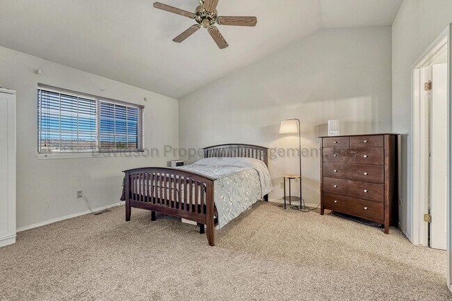 Building Photo - 1524 Shane Cir