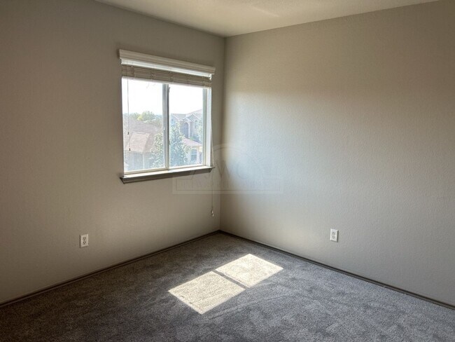 Building Photo - 5308 Birmingham Cir