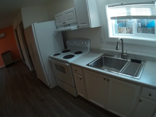 Building Photo - 15010 26th Ave NE