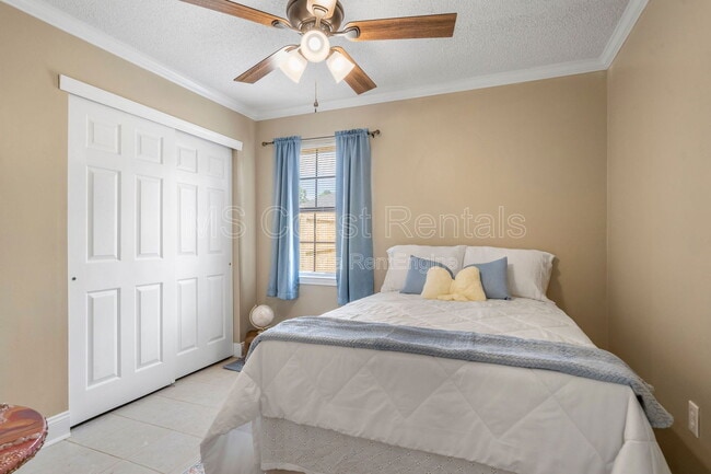 Building Photo - 583 Neal Dr