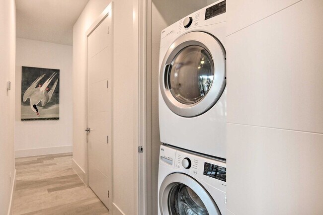 Building Photo - 15310 TX-105