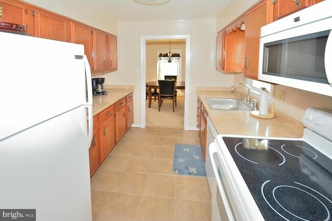 Building Photo - 1700 Prelude Dr