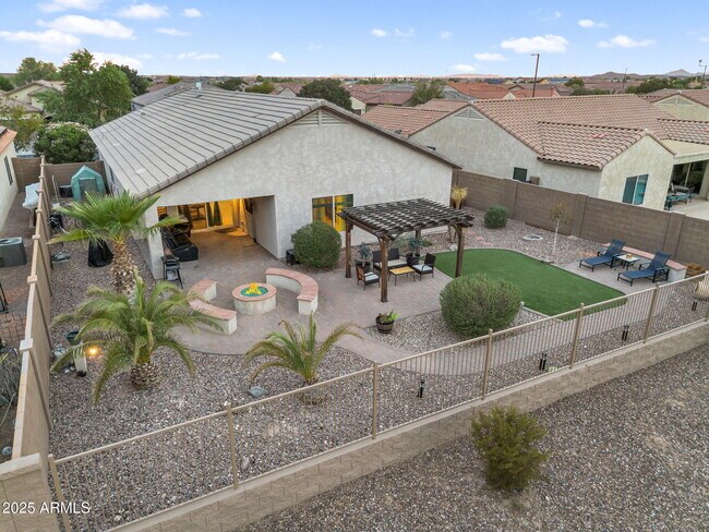 Building Photo - 6550 W Desert Blossom Way